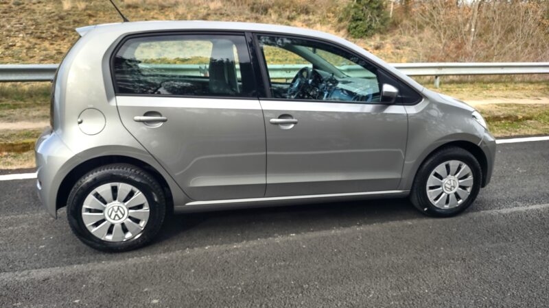 Volkswagen  UP 1.0 MPI